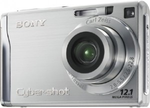 В продаже появилась Sony DSC-W200