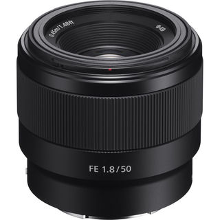 Объектив Sony SEL-50F18F 50mm f/ 1.8 Full Frame для A7