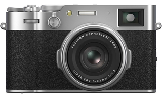 Цифровой фотоаппарат FujiFilm X100VI Silver